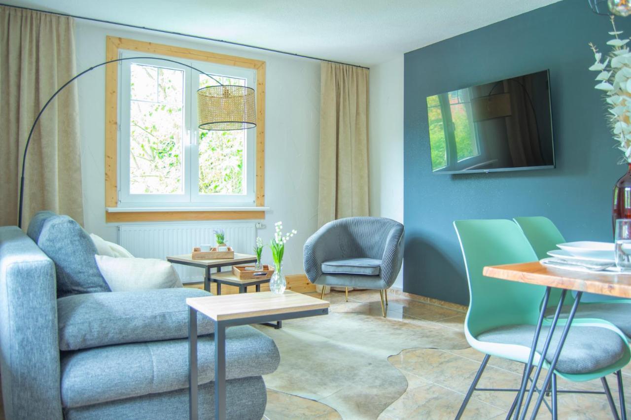 Wellnessoase Mitten In Triberg Triberg im Schwarzwald Dış mekan fotoğraf